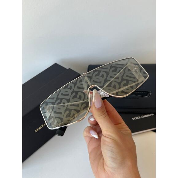 NEW Dolce Gabbana DG2305 Mirror Logo Shield Sunglasses - Picture 6 of 7